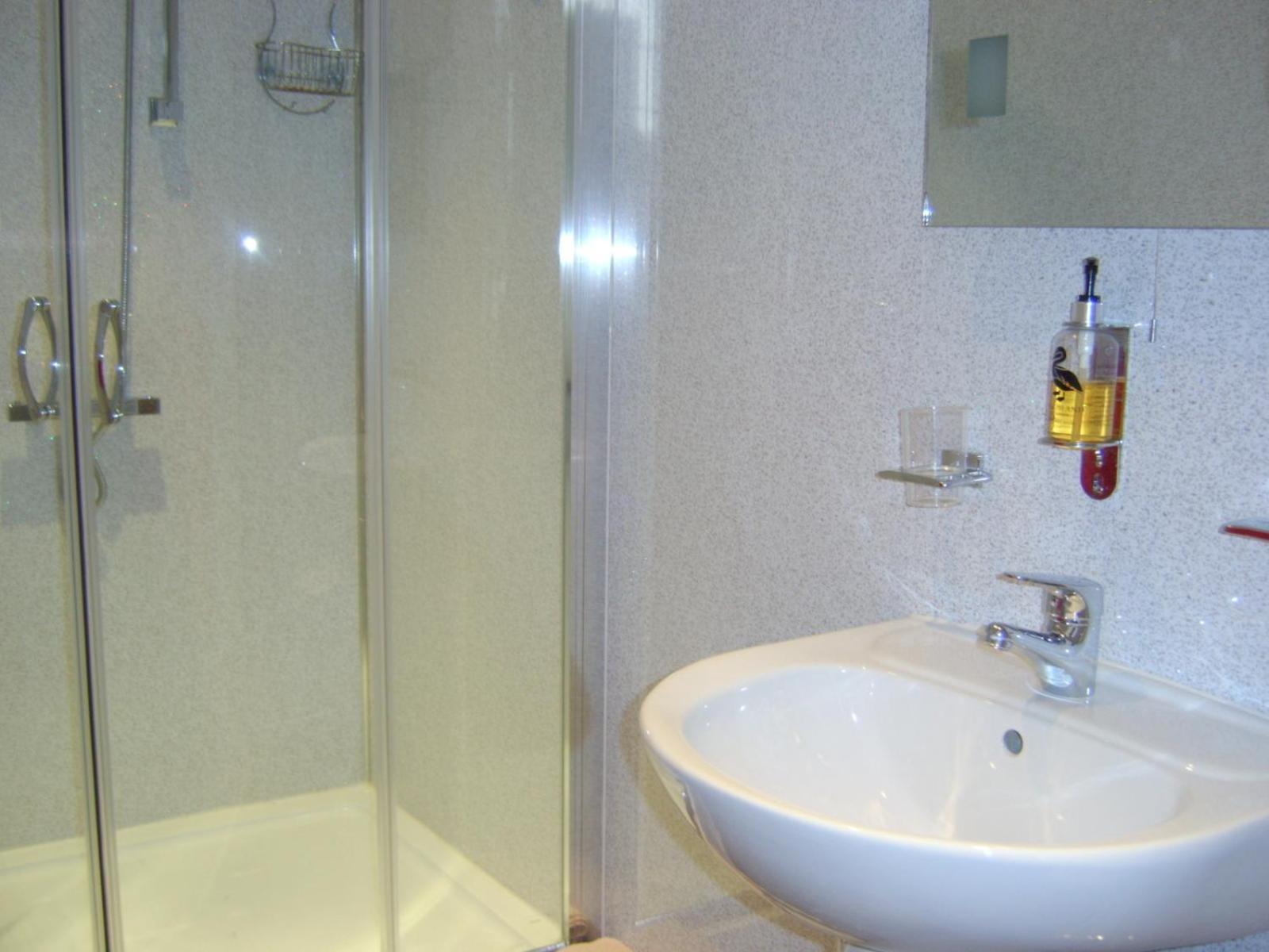 The Glenwood Hotel Torquay Bilik gambar
