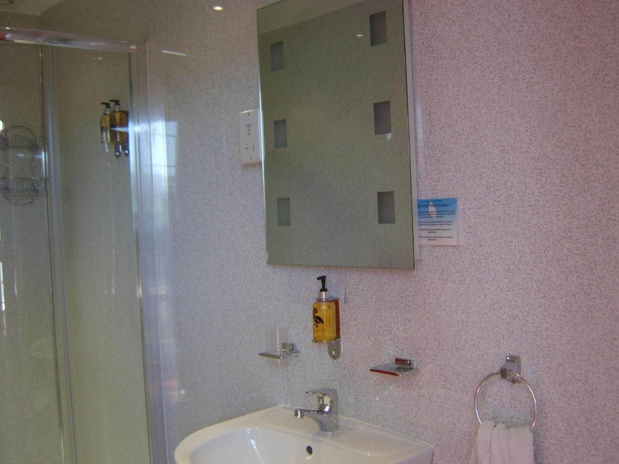 The Glenwood Hotel Torquay Bilik gambar